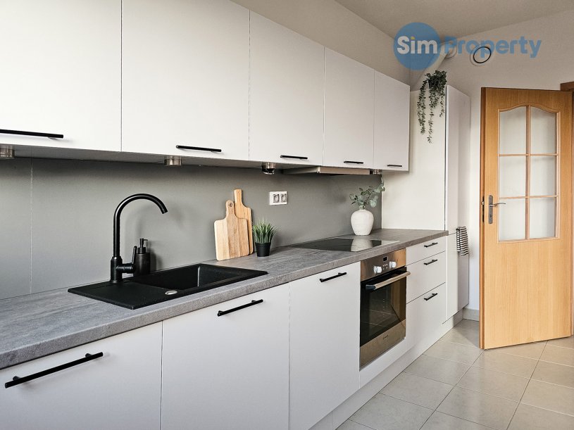 Modern 2 bed apartment in Warsaw