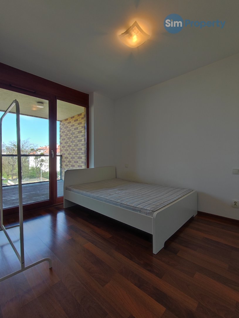 For rent comfortable apartment in Corte Verona building