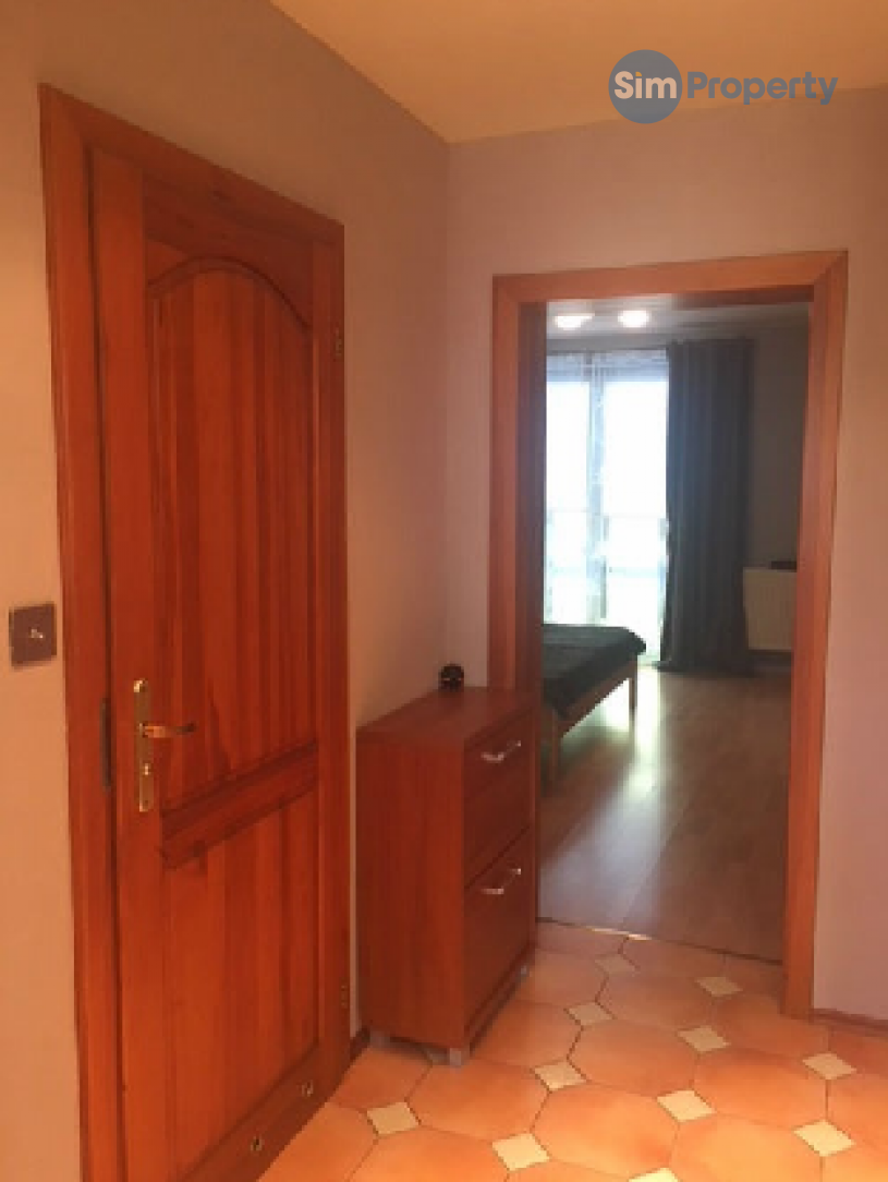 For rent cozy 2-room flat with separate kitchen and balcony flat on Bacha Street.